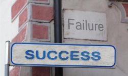 失败、挫折的道路也许是通向成功的捷径